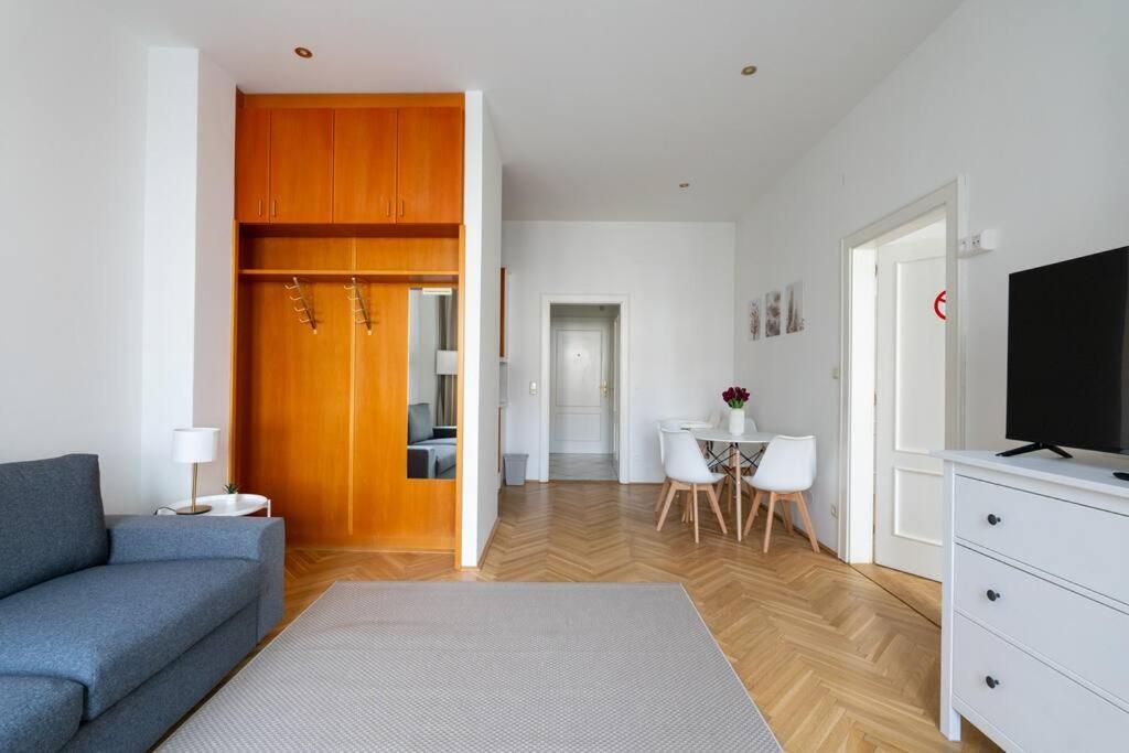 Vienna Central Panorama Extérieur photo